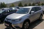 Mitsubishi
Outlander