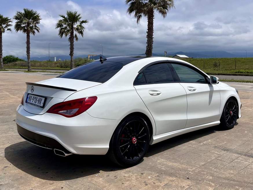 Mercedes-Benz CLA 250