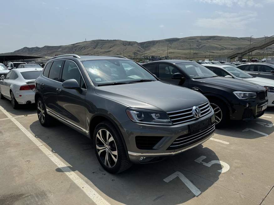 Volkswagen Touareg