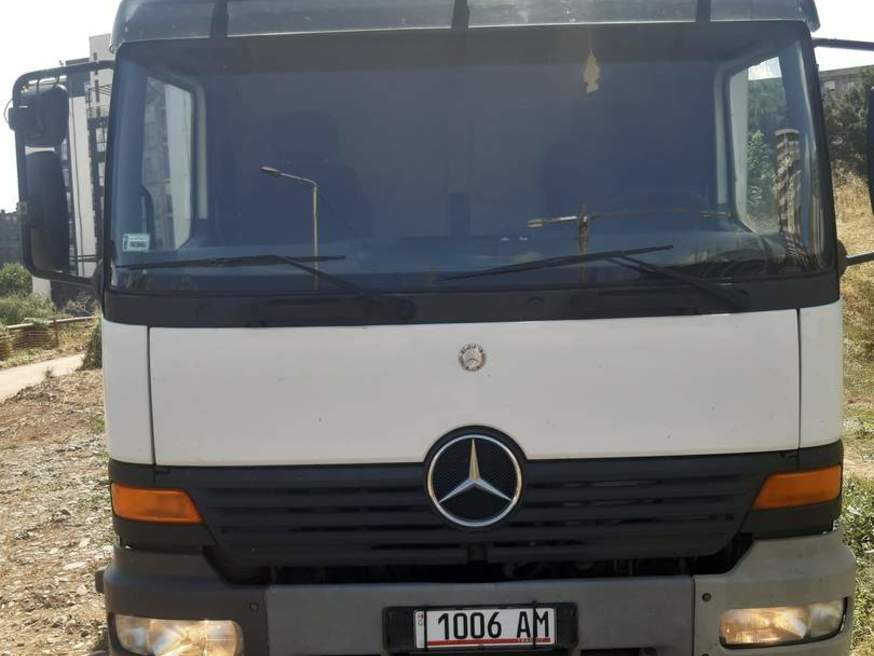 Mercedes-Benz Atego 1828