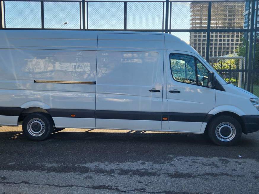 Mercedes-Benz Sprinter